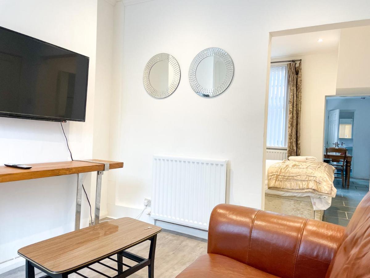 217 Roden Street Apartment เบลฟาสต์ ภายนอก รูปภาพ